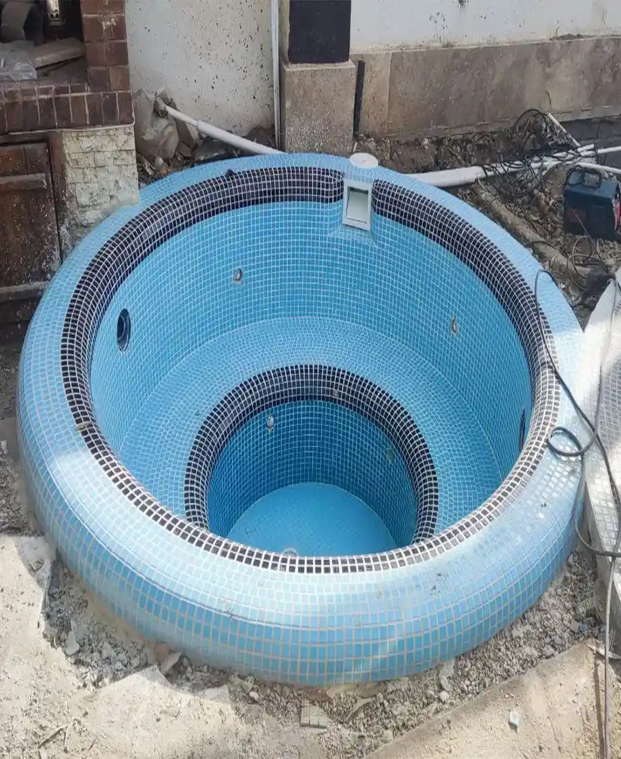 1 (11) اجرای جکوزی